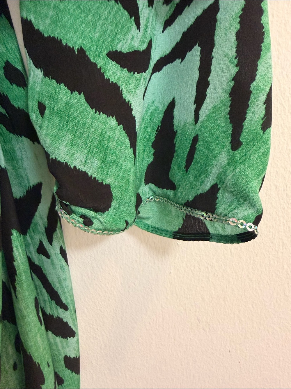 RIXO Green and Black Animal-Print Long Sleeve Maxi Dress - Picture 5 of 6